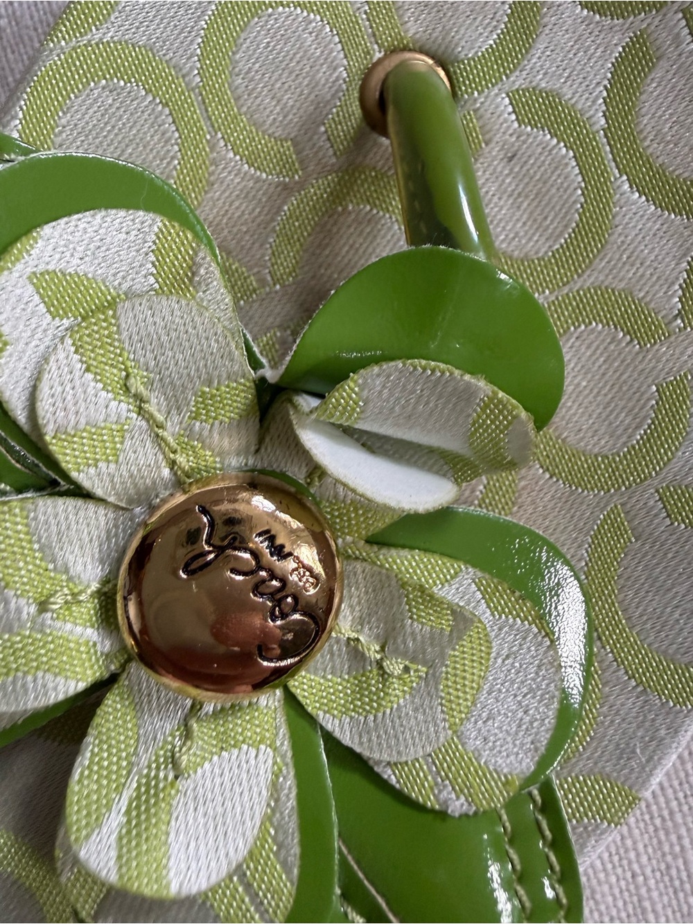 COACH Vintage Y2K Pattey Signature thong sandal in green colorway - Picture 3 of 6